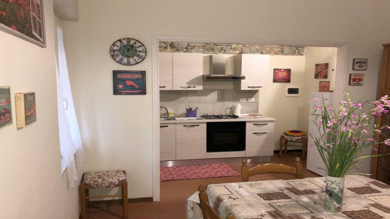 Casa Vacanza Ilia Pescia Buitenkant foto