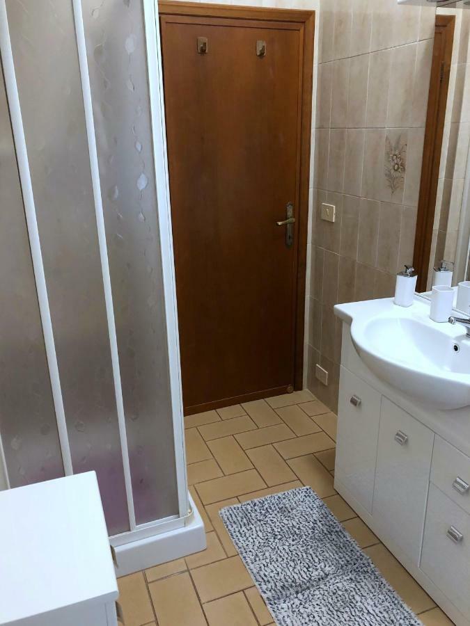 Casa Vacanza Ilia Pescia Buitenkant foto