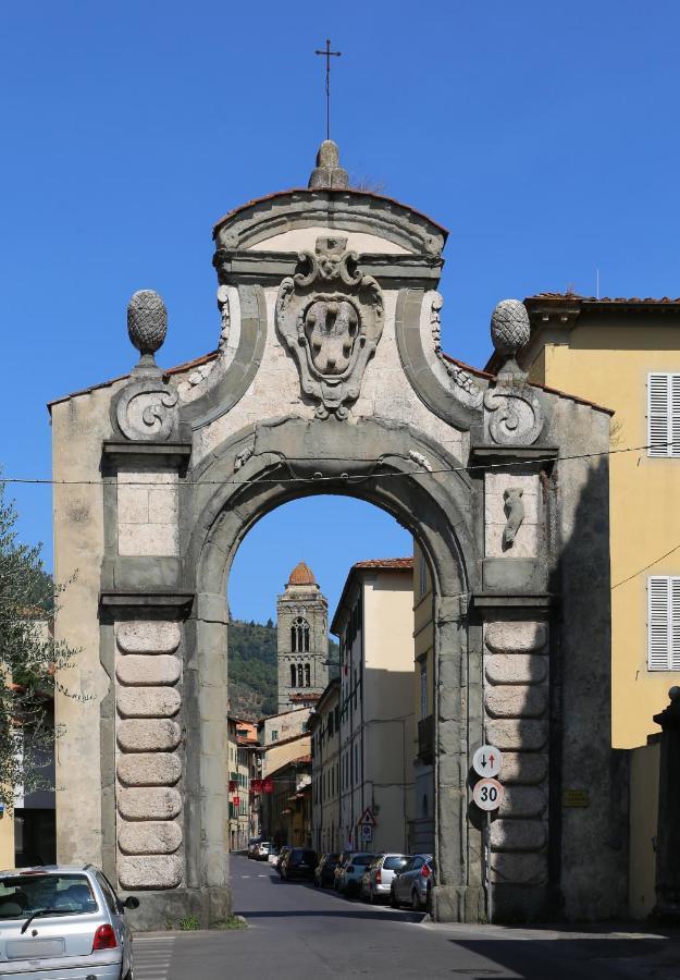 Casa Vacanza Ilia Pescia Buitenkant foto