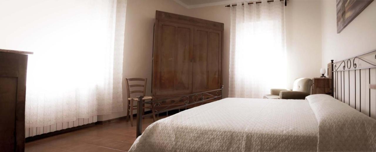 Casa Vacanza Ilia Pescia Buitenkant foto