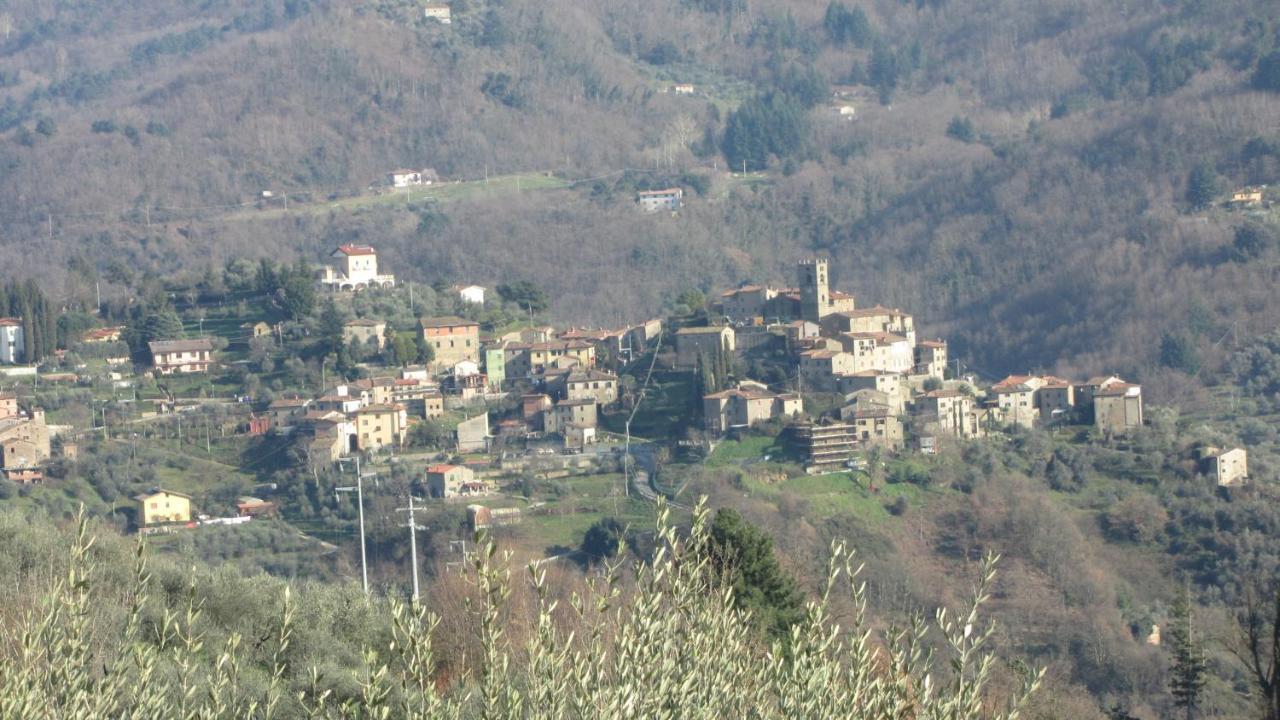 Casa Vacanza Ilia Pescia Buitenkant foto